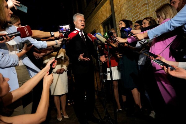 Гитанас Науседа побеждает на президентских выборах в Литве